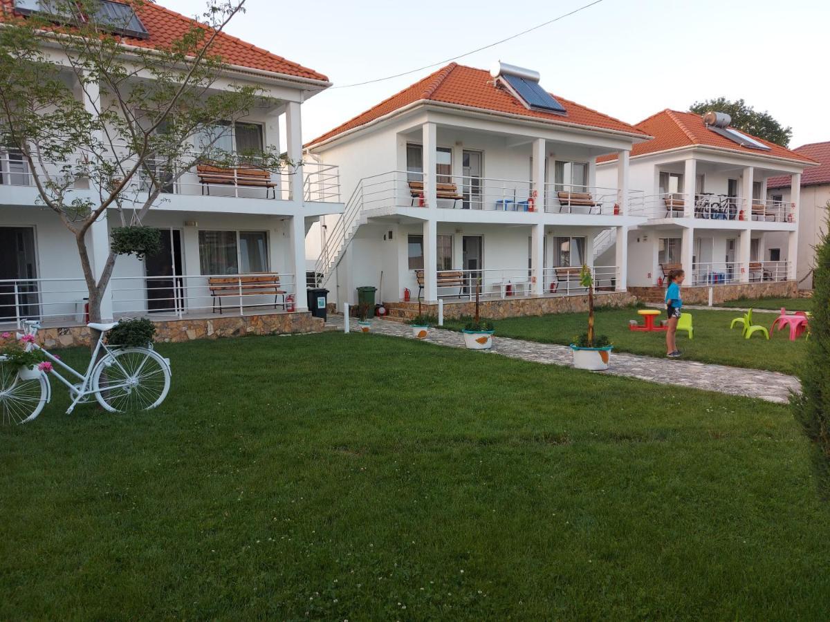 Homestay Vilele Bianca 2 Mai