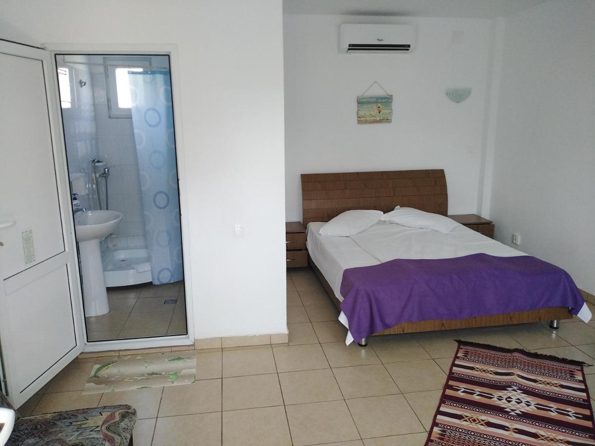 Homestay Vilele Bianca