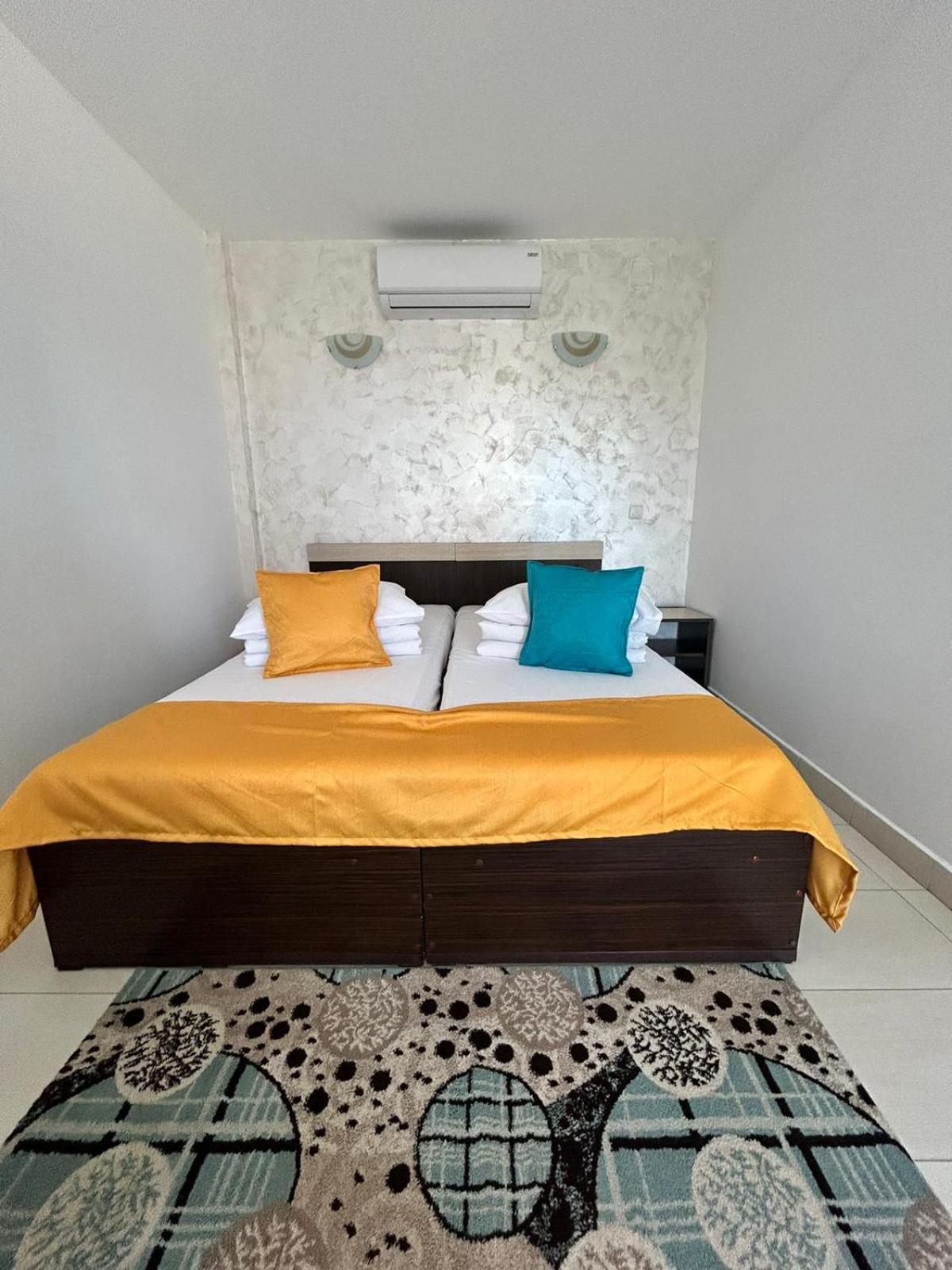 Vilele Bianca Homestay 2 Mai