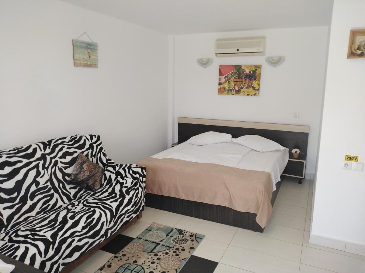 Vilele Bianca Habitación en casa particular Două Mai